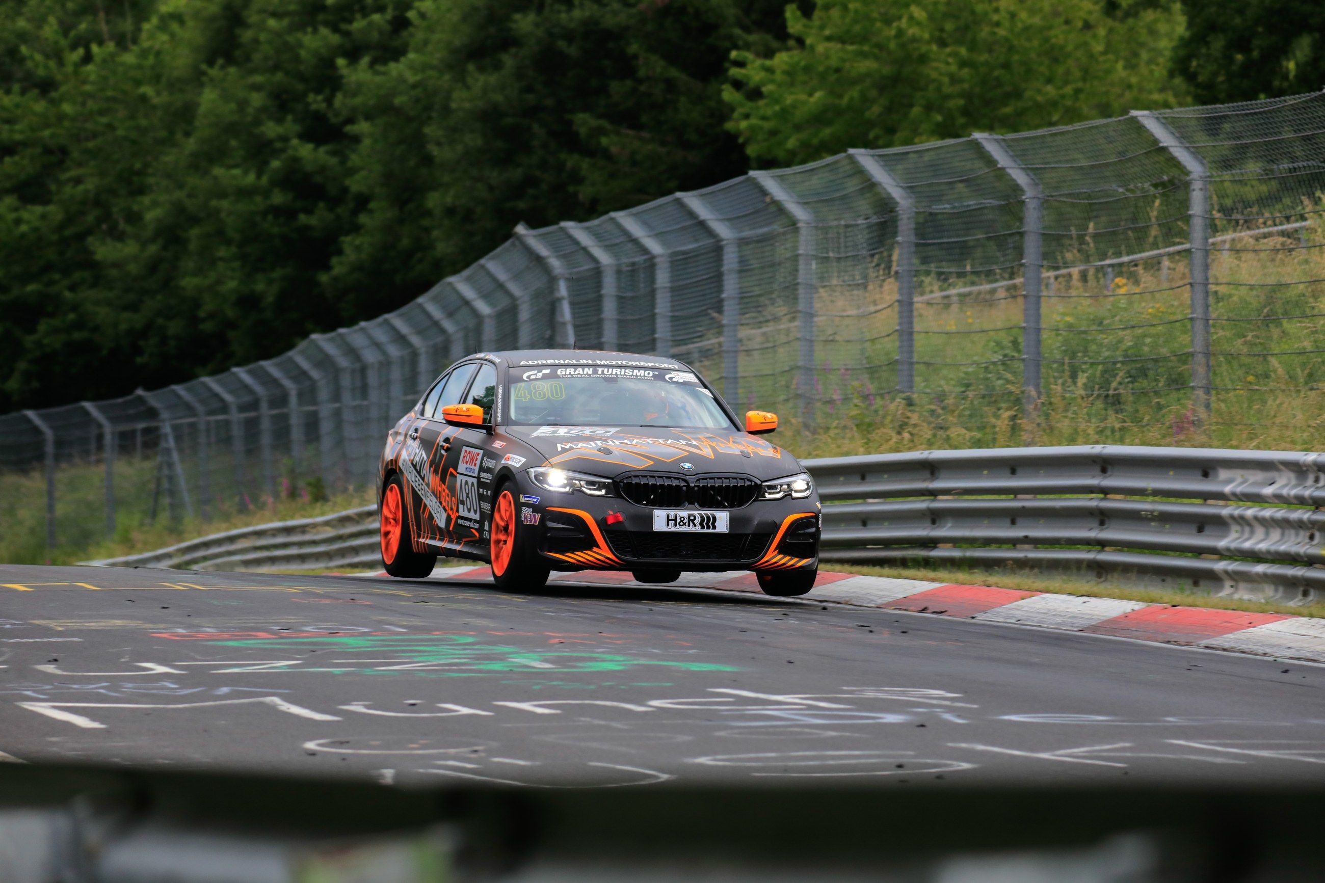 BMW 330i G20 von Adrenalin Motorsport