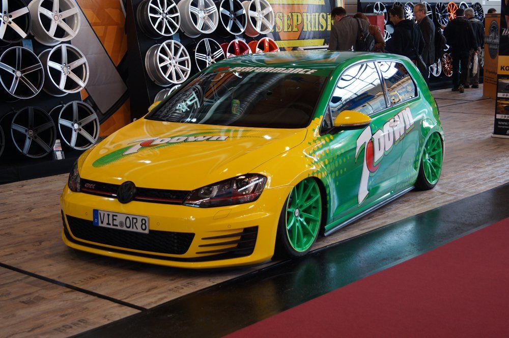 VW Golf VII „7Down“ auf der Tuning World Bodensee 2015